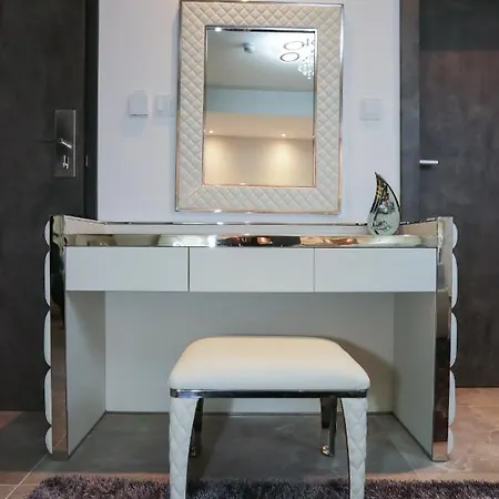 J'me Boutique - Adults Only