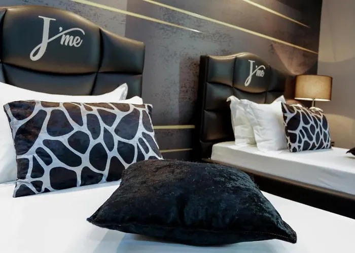 J'me Boutique - Adults Only 4*