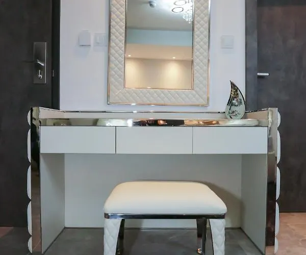 J'me Boutique - Adults Only