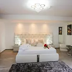 J'me Boutique - Adults Only Hotel