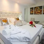 J'me Boutique - Adults Only 4*