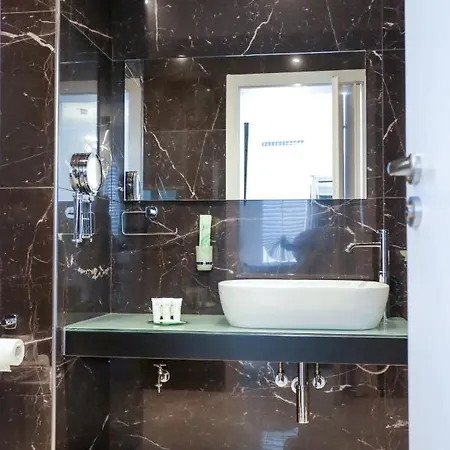 J'me Boutique - Adults Only Otel