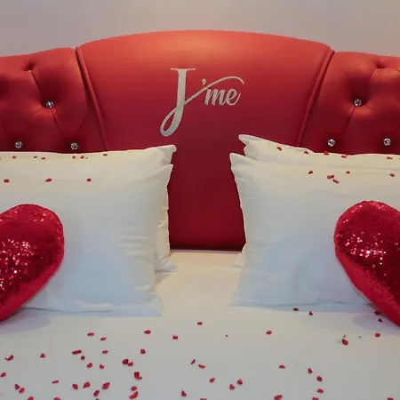 J'me Boutique - Adults Only San Ġiljan