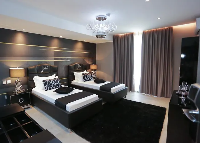 J'me Boutique - Adults Only Saint Julian's