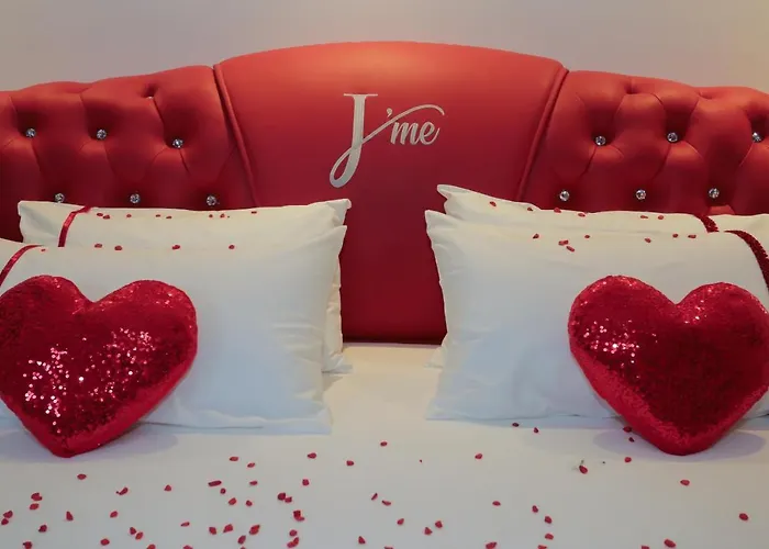 J'me Boutique - Adults Only St. Julian's